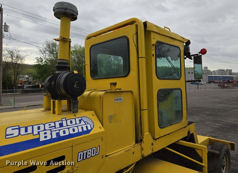 image for item EM7080 2007 Superior Broom DT80-J broom