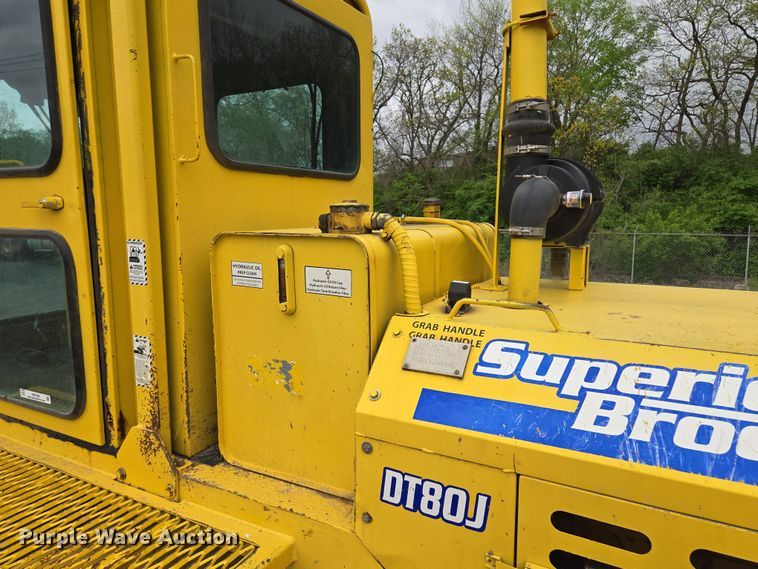 image for item EM7080 2007 Superior Broom DT80-J broom