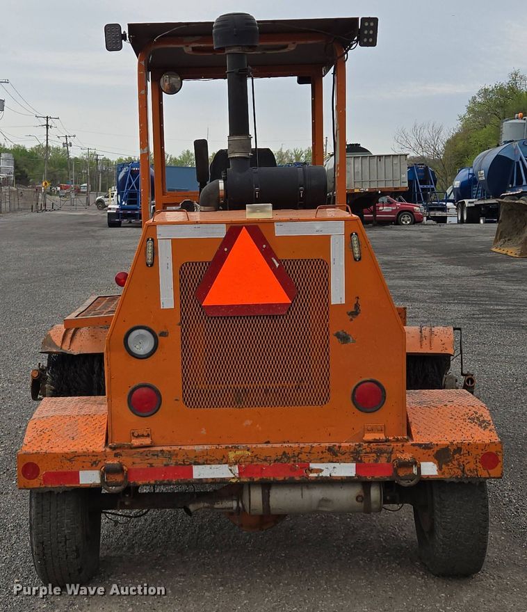 image for item EM7081 2009 Broce RJ-350 broom