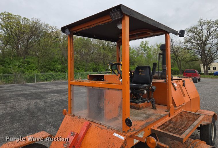 image for item EM7081 2009 Broce RJ-350 broom