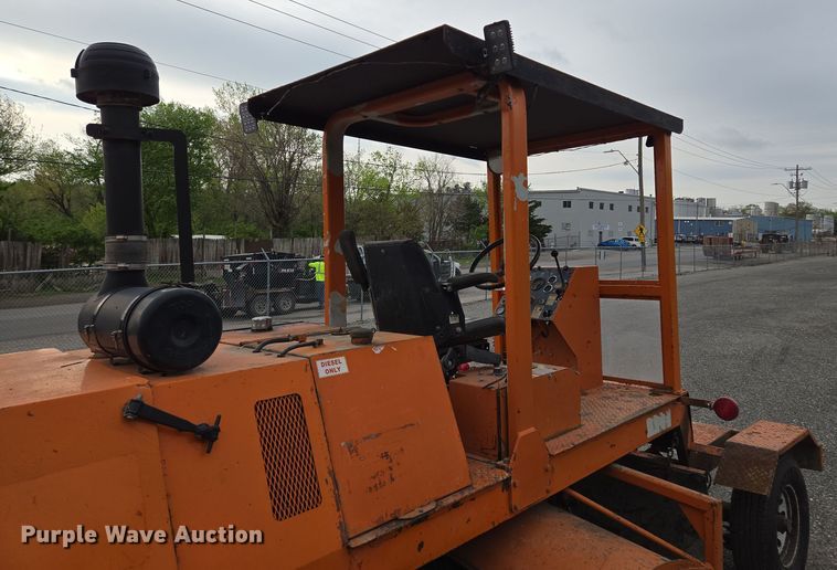 image for item EM7081 2009 Broce RJ-350 broom