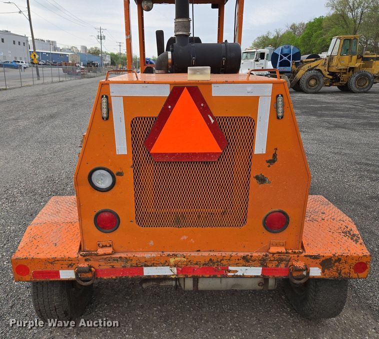 image for item EM7081 2009 Broce RJ-350 broom