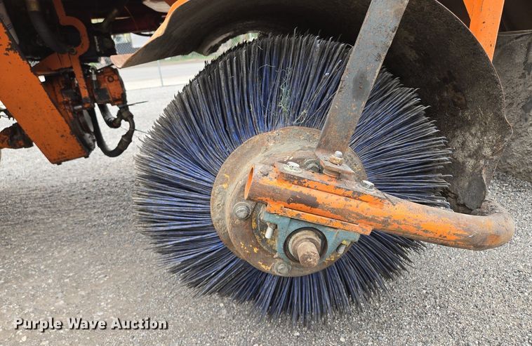 image for item EM7081 2009 Broce RJ-350 broom