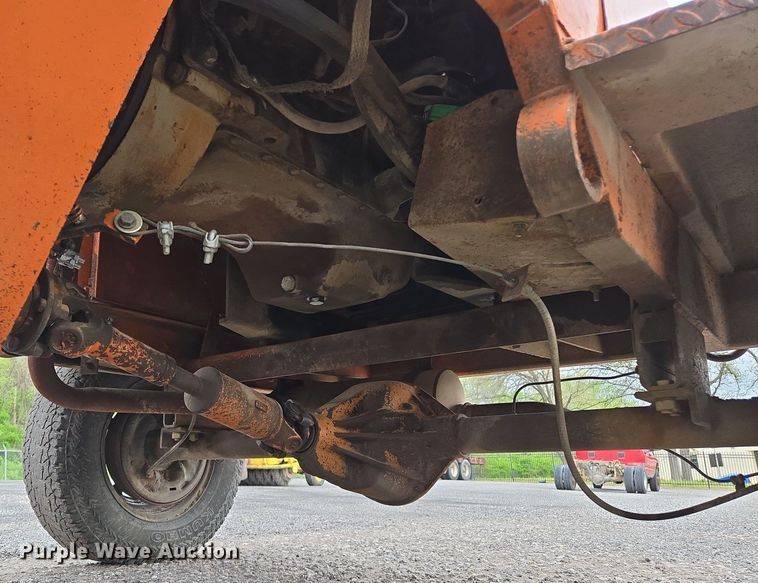 image for item EM7081 2009 Broce RJ-350 broom