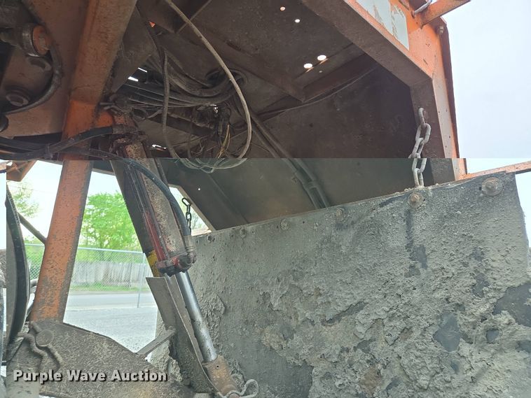 image for item EM7081 2009 Broce RJ-350 broom