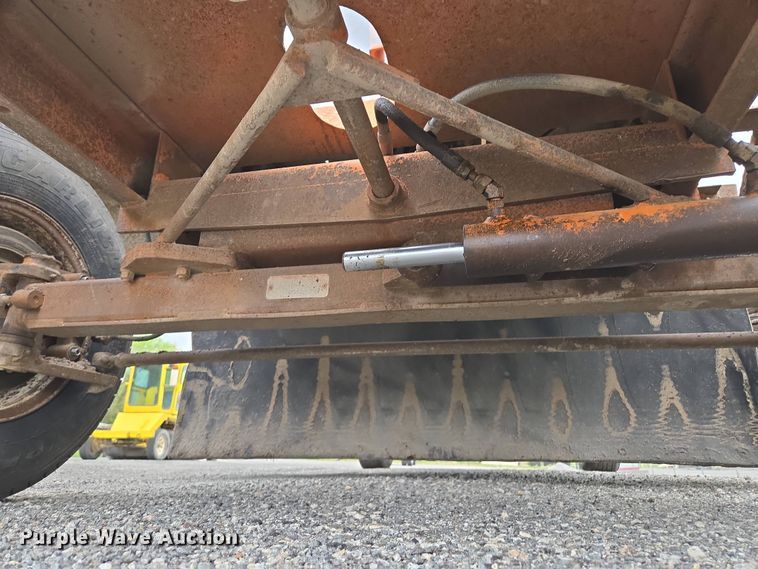 image for item EM7081 2009 Broce RJ-350 broom