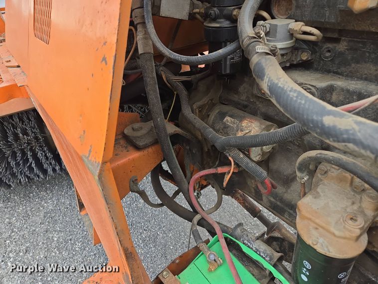 image for item EM7081 2009 Broce RJ-350 broom