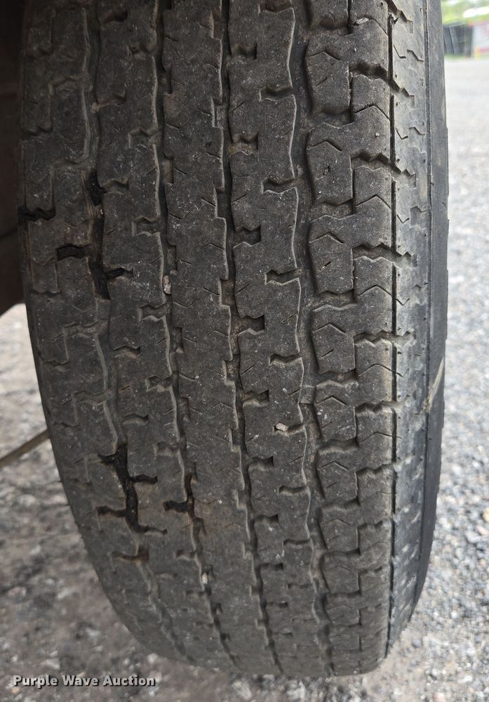 image for item EM7081 2009 Broce RJ-350 broom