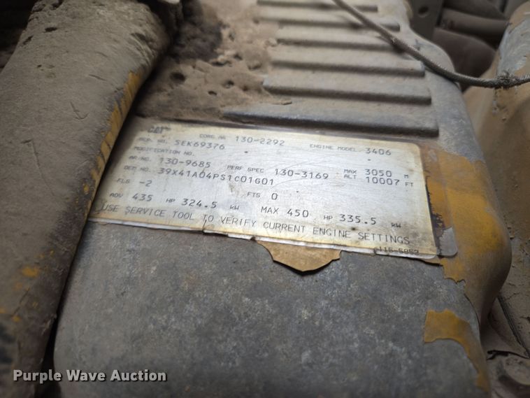 image for item EM7082 1996 Kenworth T800B truck cab and chassis