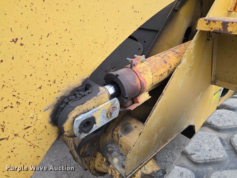 image for item EM7084 1995 Caterpillar 928F wheel loader