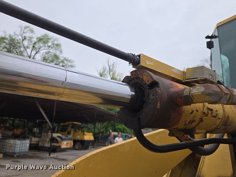 image for item EM7084 1995 Caterpillar 928F wheel loader