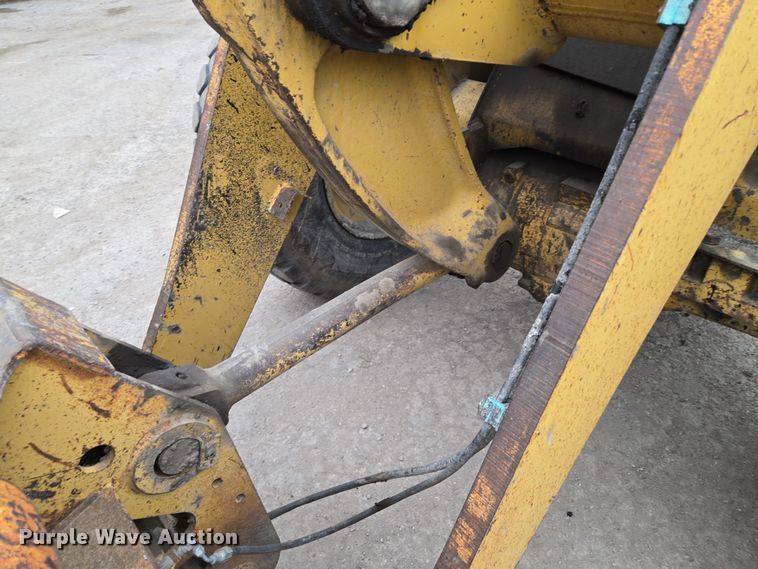 image for item EM7084 1995 Caterpillar 928F wheel loader