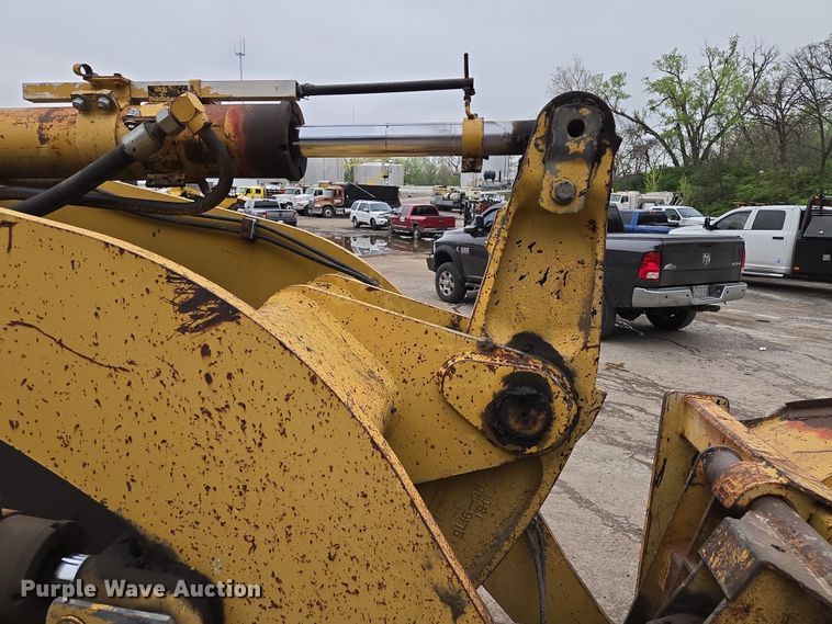 image for item EM7084 1995 Caterpillar 928F wheel loader