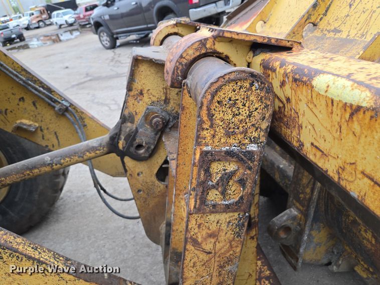 image for item EM7084 1995 Caterpillar 928F wheel loader