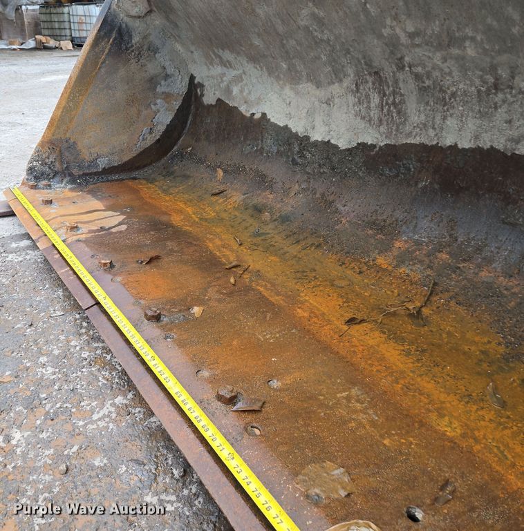 image for item EM7084 1995 Caterpillar 928F wheel loader