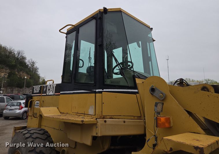 image for item EM7084 1995 Caterpillar 928F wheel loader