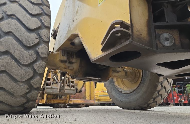 image for item EM7084 1995 Caterpillar 928F wheel loader