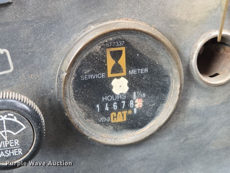 image for item EM7084 1995 Caterpillar 928F wheel loader