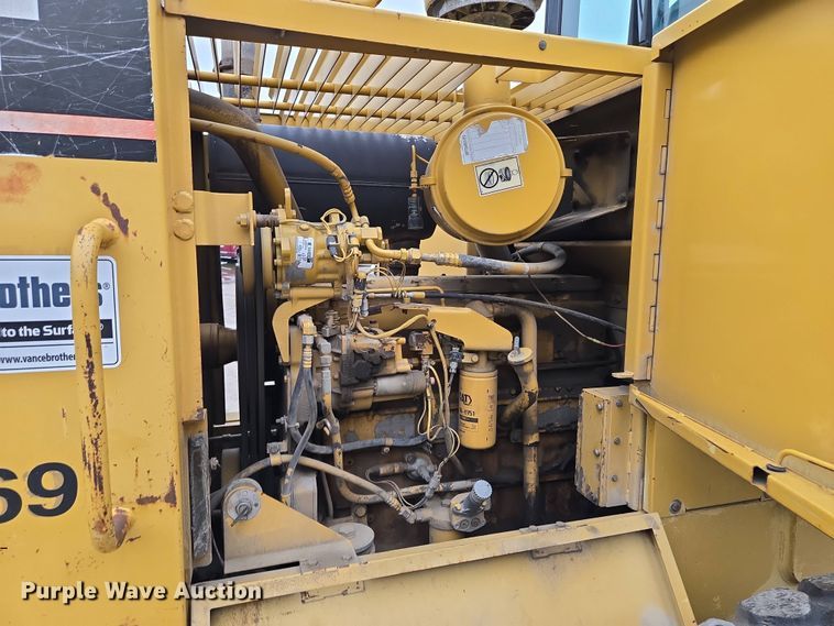 image for item EM7084 1995 Caterpillar 928F wheel loader