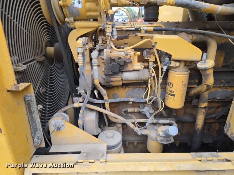 image for item EM7084 1995 Caterpillar 928F wheel loader