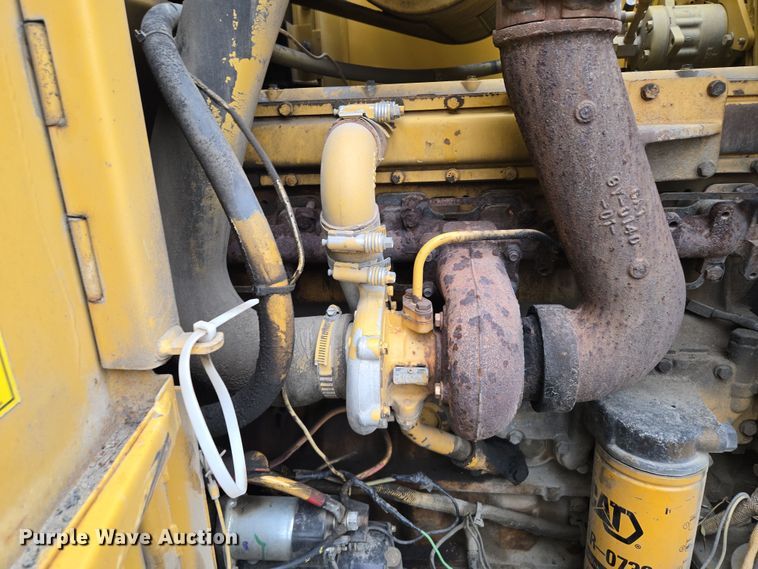 image for item EM7084 1995 Caterpillar 928F wheel loader