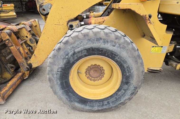 image for item EM7084 1995 Caterpillar 928F wheel loader