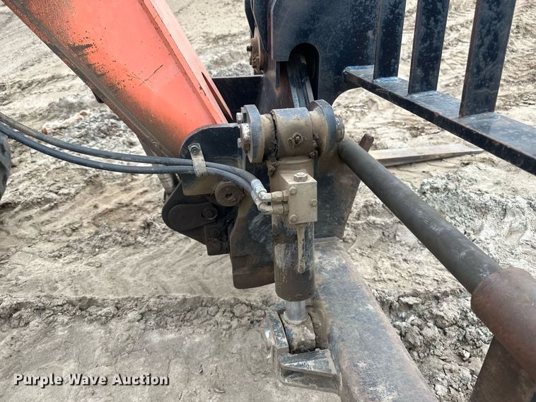 image for item EN3014 2005 JLG G9-43A telehandler