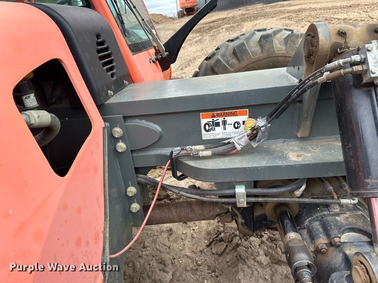 image for item EN3014 2005 JLG G9-43A telehandler