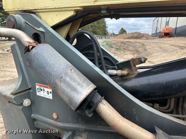 image for item EN3014 2005 JLG G9-43A telehandler