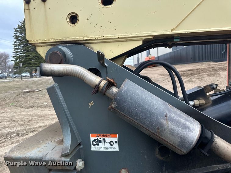 image for item EN3014 2005 JLG G9-43A telehandler