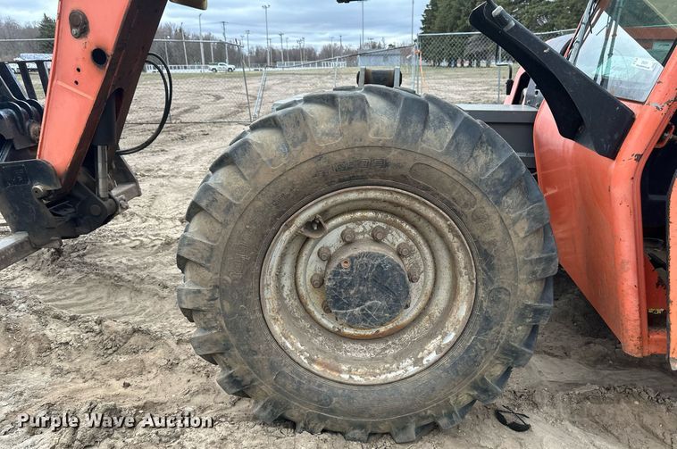 image for item EN3014 2005 JLG G9-43A telehandler