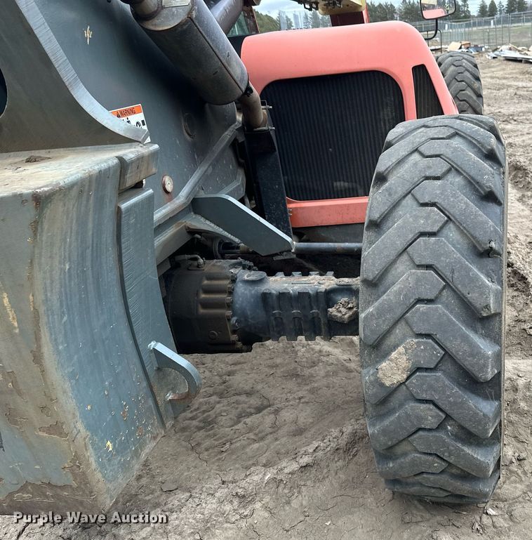 image for item EN3014 2005 JLG G9-43A telehandler