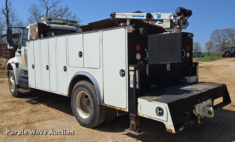 image for item EN3604 2009 International 4400 SBA utility / service truck