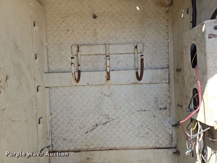 image for item EN3604 2009 International 4400 SBA utility / service truck