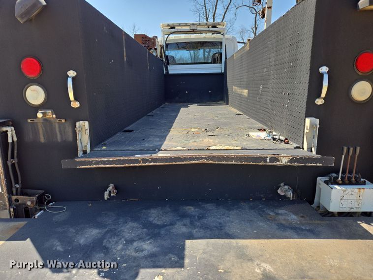 image for item EN3604 2009 International 4400 SBA utility / service truck