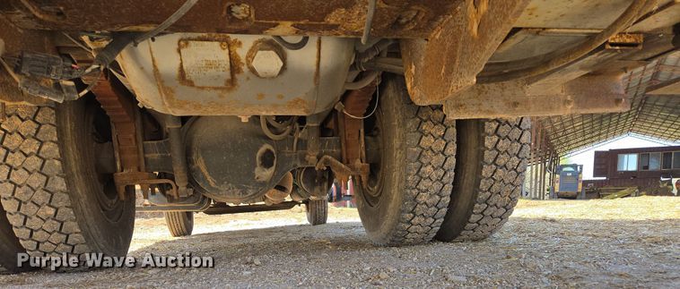 image for item EN3604 2009 International 4400 SBA utility / service truck