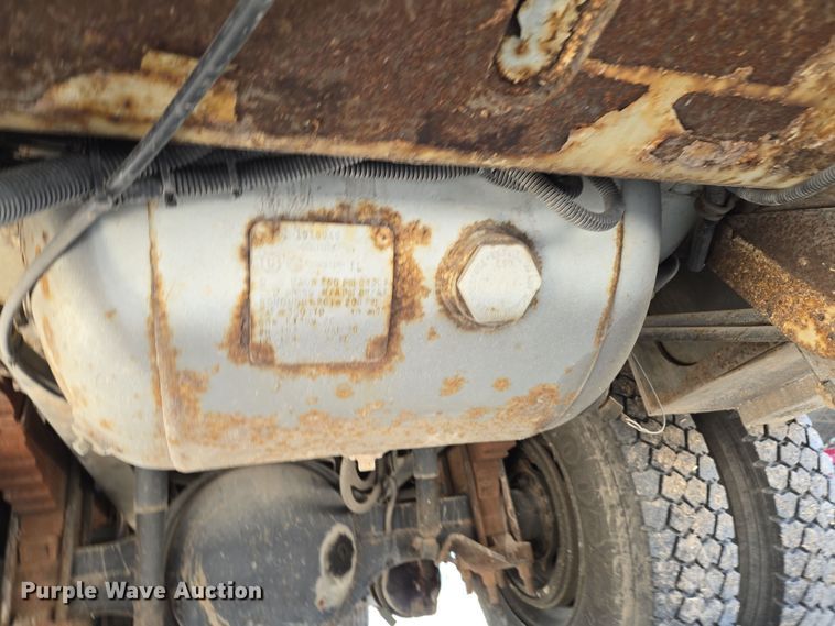 image for item EN3604 2009 International 4400 SBA utility / service truck