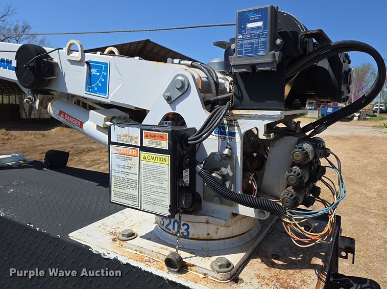 image for item EN3604 2009 International 4400 SBA utility / service truck