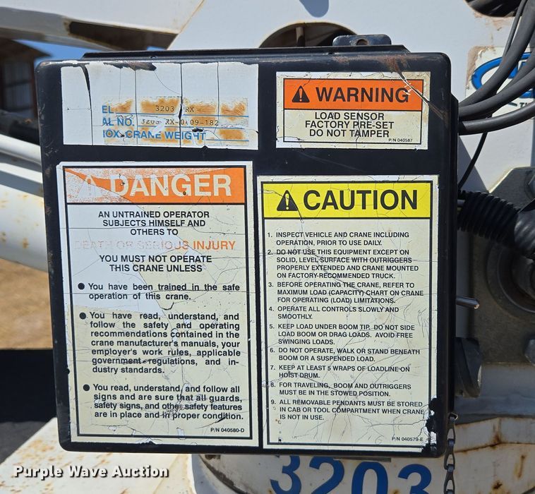 image for item EN3604 2009 International 4400 SBA utility / service truck