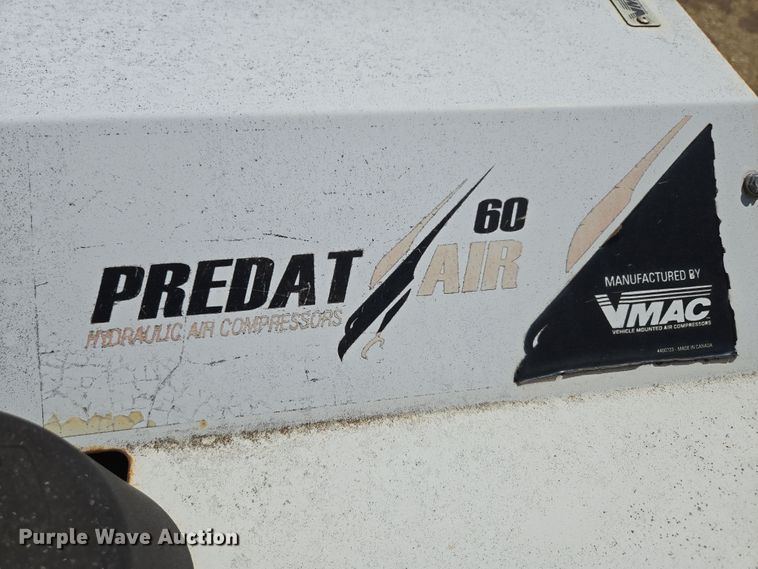 image for item EN3604 2009 International 4400 SBA utility / service truck