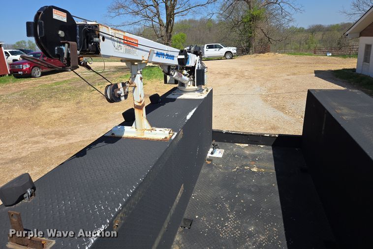 image for item EN3604 2009 International 4400 SBA utility / service truck