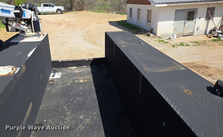 image for item EN3604 2009 International 4400 SBA utility / service truck