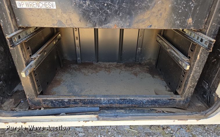 image for item EN3604 2009 International 4400 SBA utility / service truck