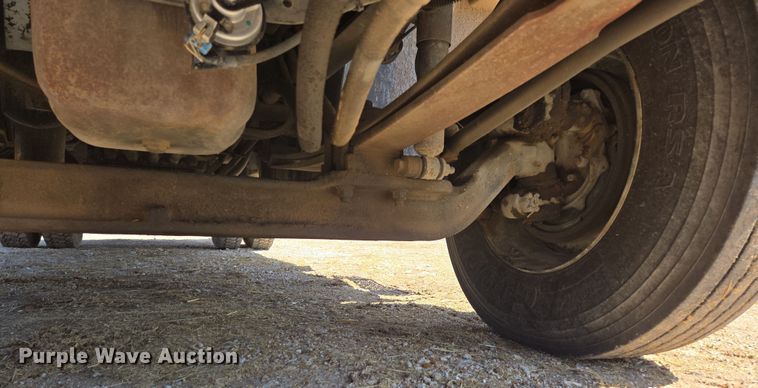 image for item EN3604 2009 International 4400 SBA utility / service truck