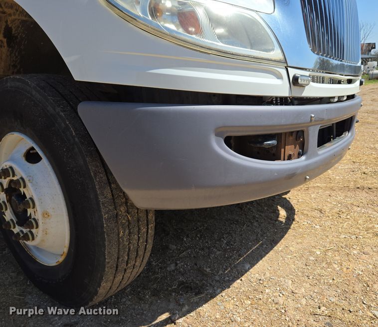 image for item EN3604 2009 International 4400 SBA utility / service truck