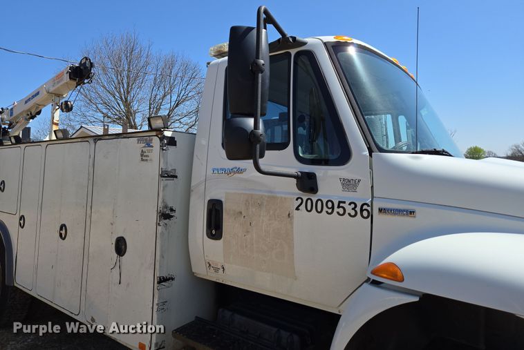 image for item EN3604 2009 International 4400 SBA utility / service truck