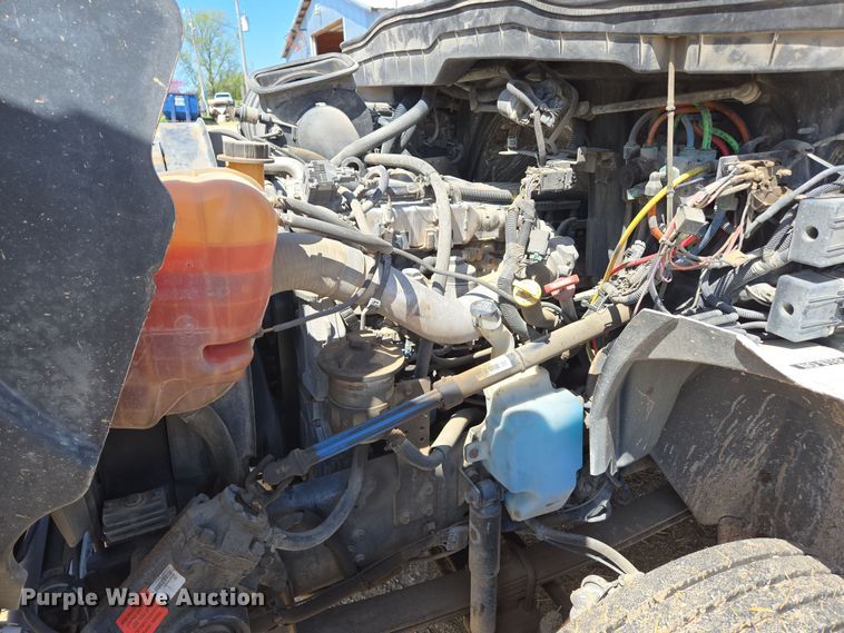 image for item EN3604 2009 International 4400 SBA utility / service truck