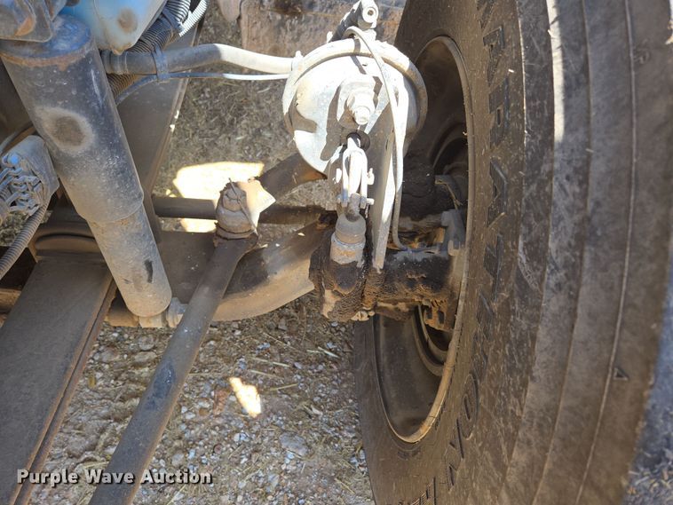 image for item EN3604 2009 International 4400 SBA utility / service truck