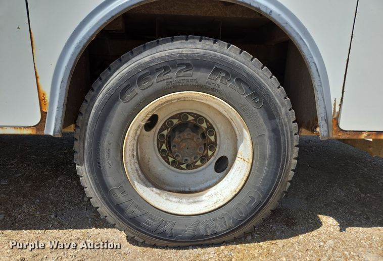 image for item EN3604 2009 International 4400 SBA utility / service truck