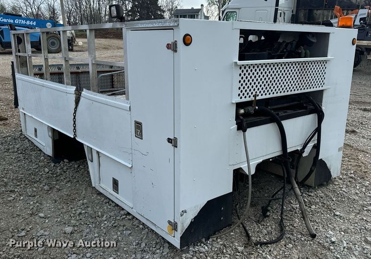 image for item EN4505 Stellar 1302AL service truck bed